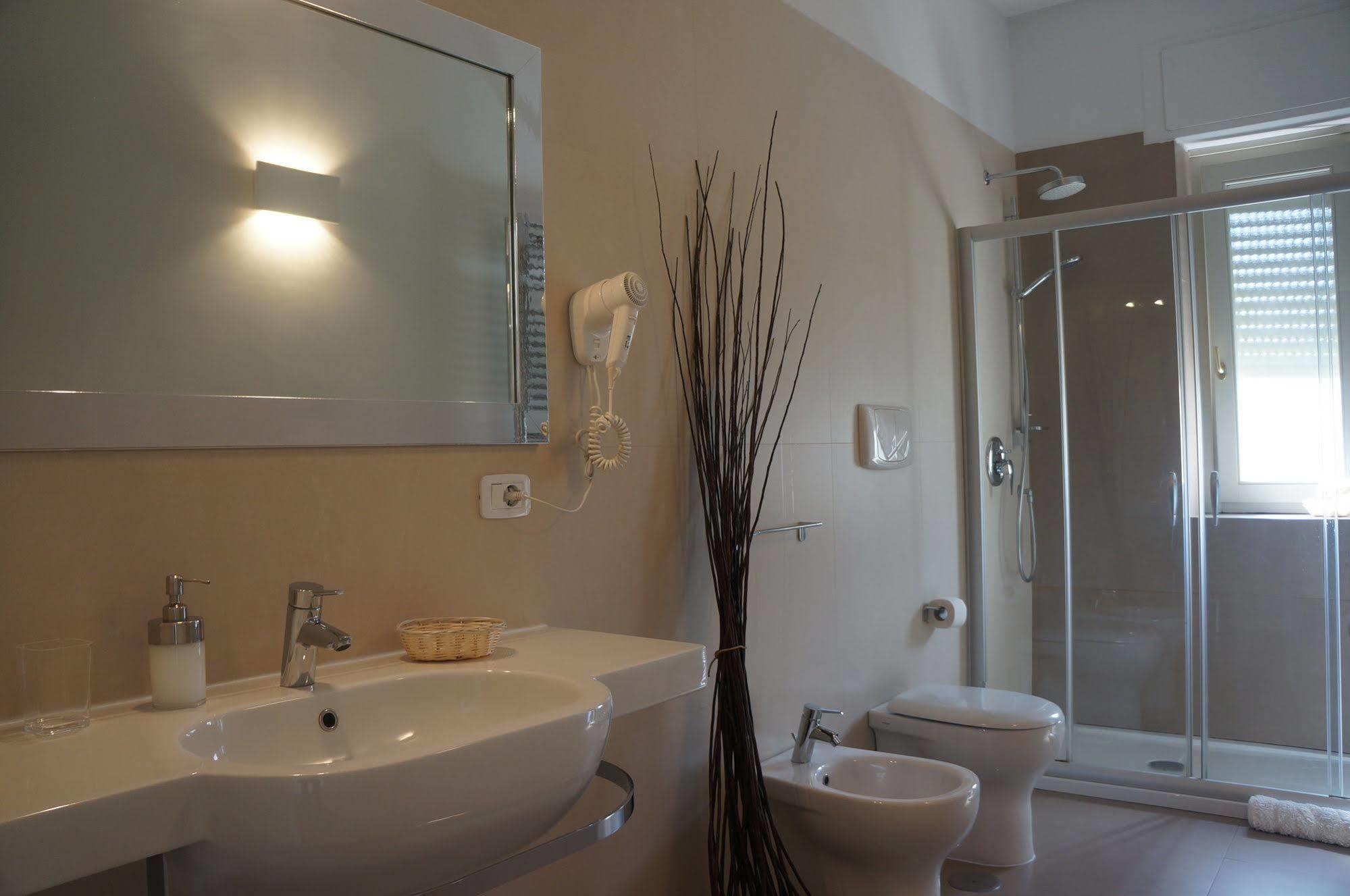 Bed and Breakfast Lullymia Crotone Esterno foto
