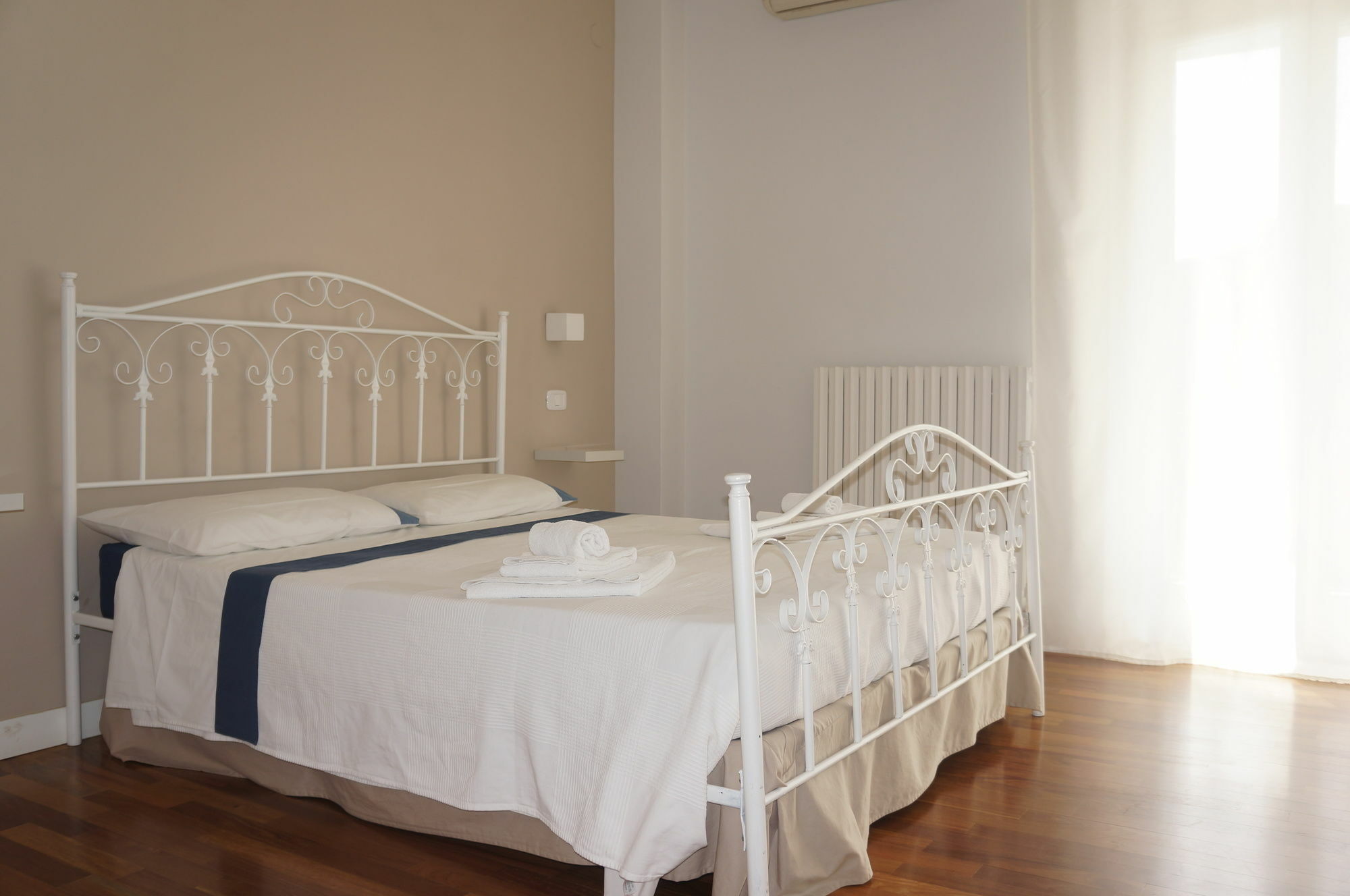 Bed and Breakfast Lullymia Crotone Esterno foto